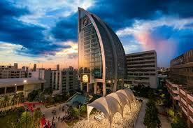 UNIVERSITY OF THAI CHAMBER OF COMMERCE (UTCC) campus